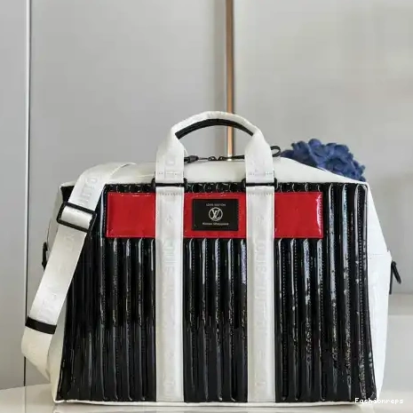 2208YA0012 LV Bag 0708
